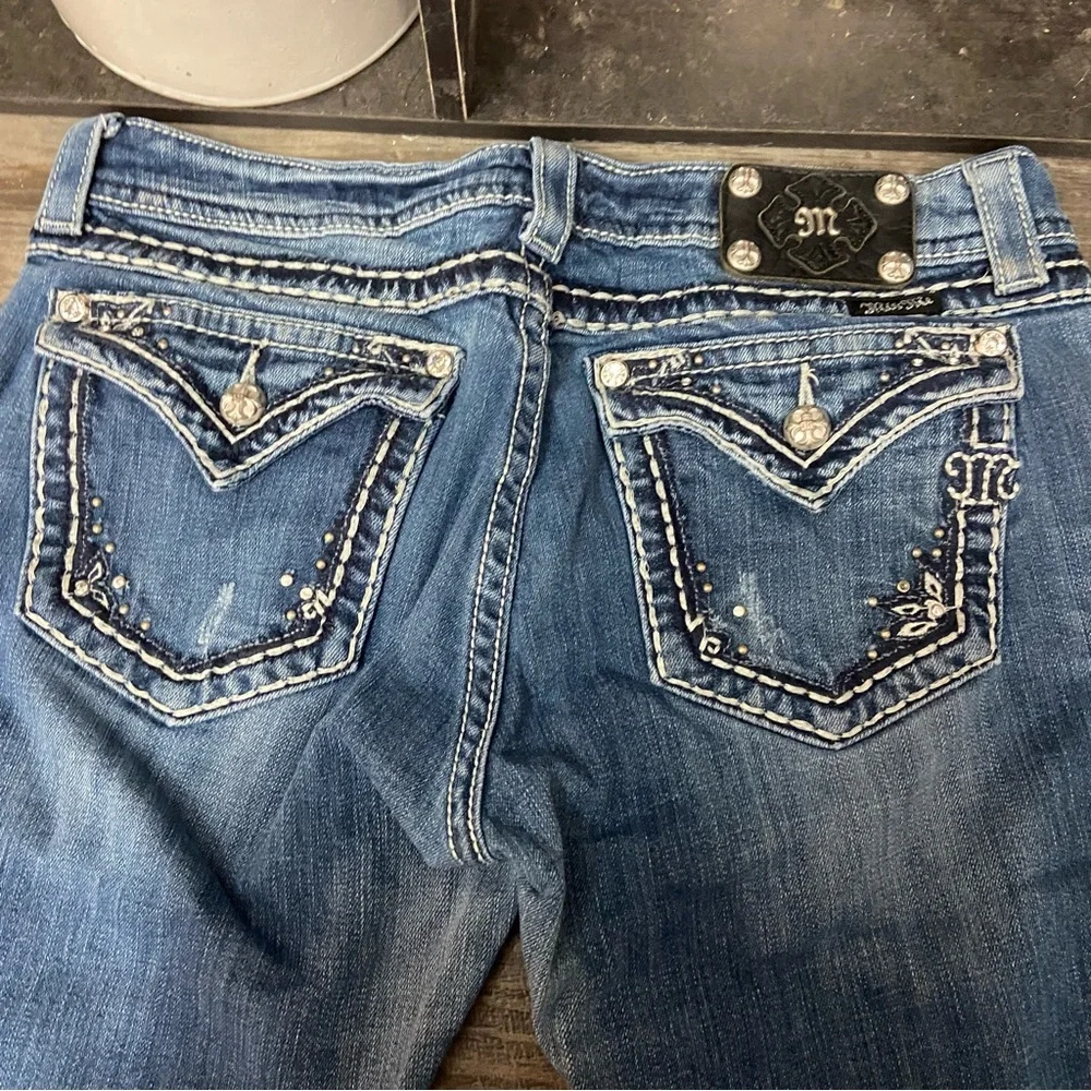 Miss Me Dark Blue Straight Leg Jeans Dark wash Jewled Distressed - Picture 9 of 9